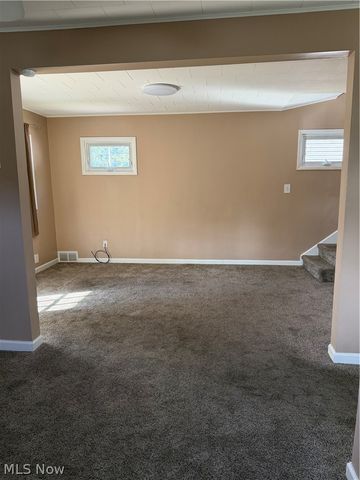 717 Mckinley Avenue, Bedford, OH 44146