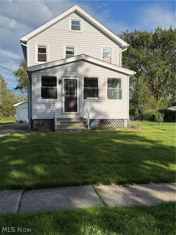 717 Mckinley Avenue, Bedford, OH 44146