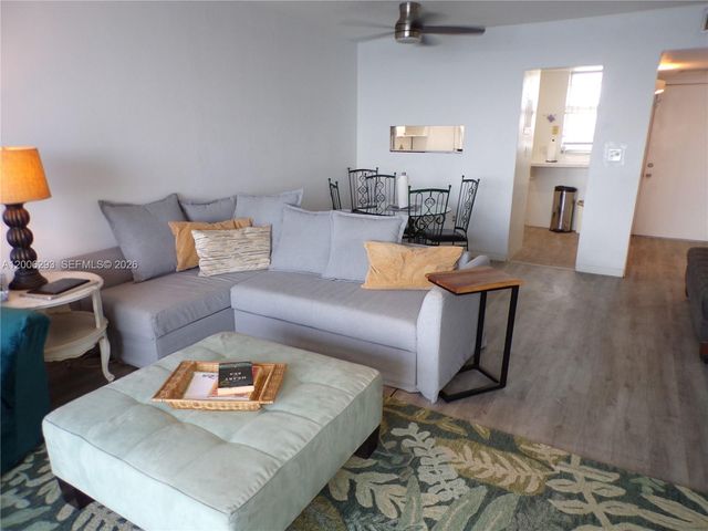 3000 Marcos Drive P609, Aventura, FL 33160