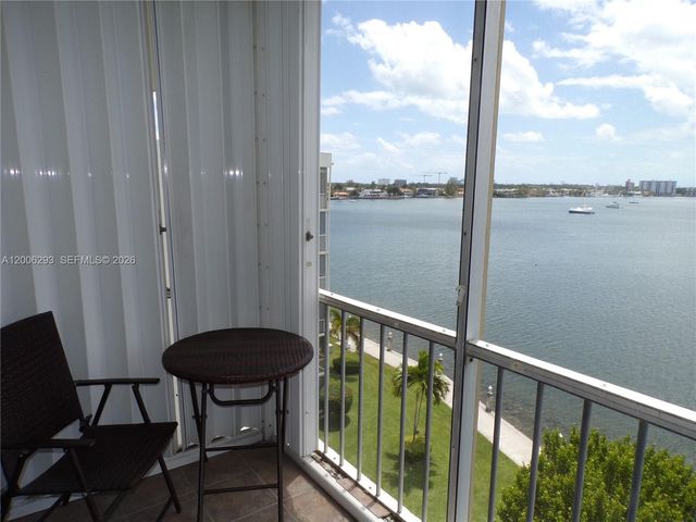 3000 Marcos Drive P609, Aventura, FL 33160