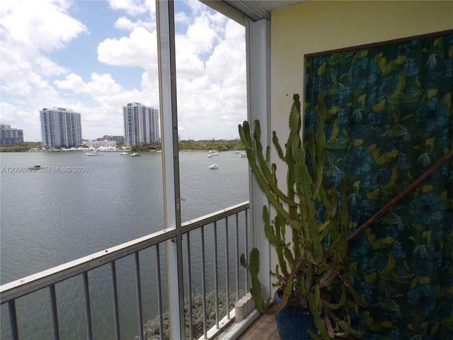 3000 Marcos Drive P609, Aventura, FL 33160