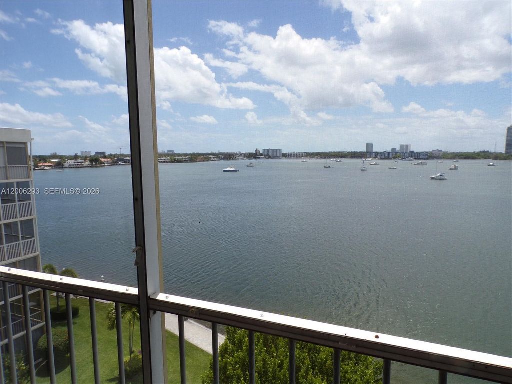 3000 Marcos Drive P609, Aventura, FL 33160