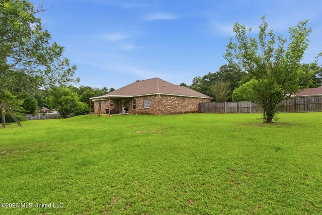 15 Katherine Avenue, Sumrall, MS 39482