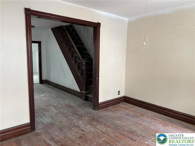 310 1st Street, Slatington Boro, PA 18080