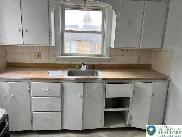 310 1st Street, Slatington Boro, PA 18080