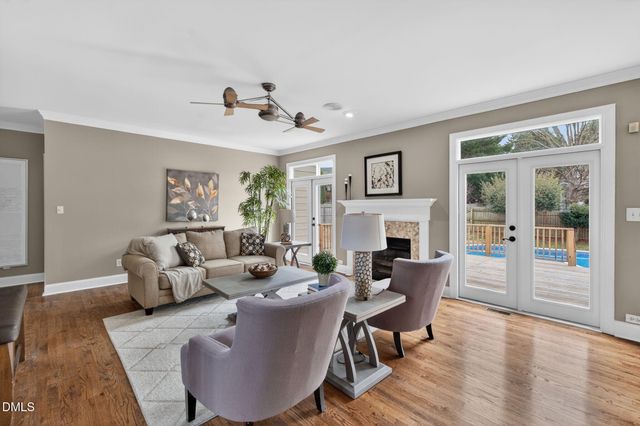 102 Travilah Oaks Lane, Cary, NC 27518