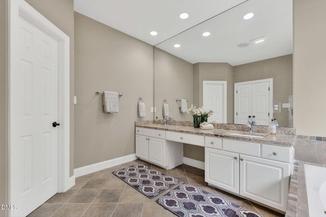 102 Travilah Oaks Lane, Cary, NC 27518