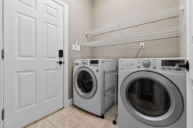 102 Travilah Oaks Lane, Cary, NC 27518