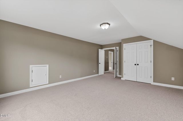 102 Travilah Oaks Lane, Cary, NC 27518