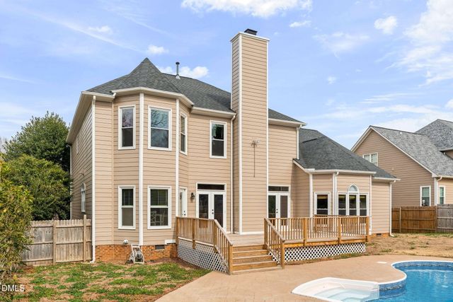 102 Travilah Oaks Lane, Cary, NC 27518