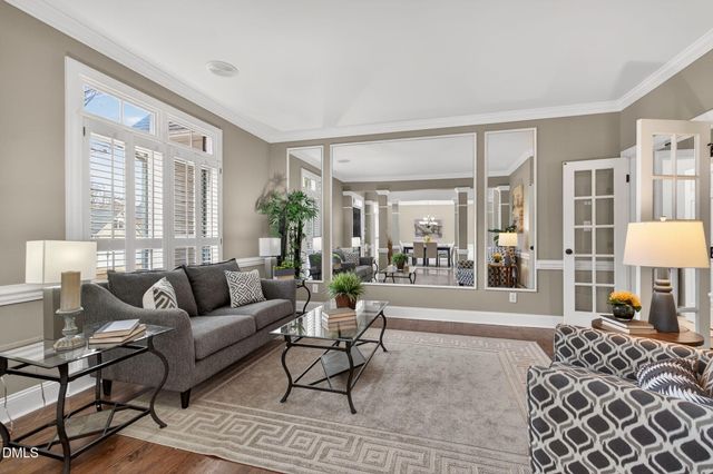 102 Travilah Oaks Lane, Cary, NC 27518