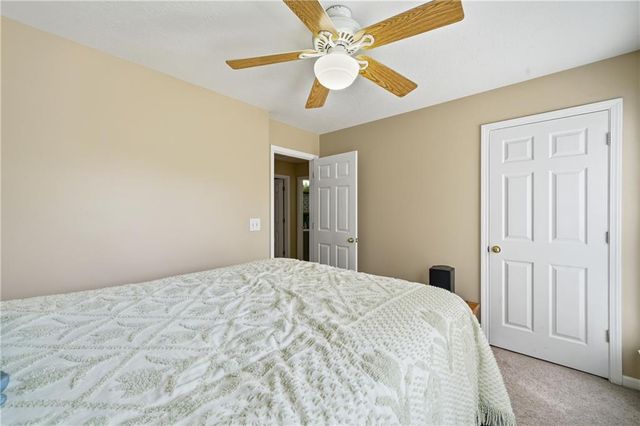137 Orchard Way SE, Calhoun, GA 30701