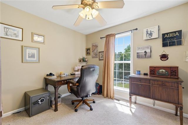 137 Orchard Way SE, Calhoun, GA 30701