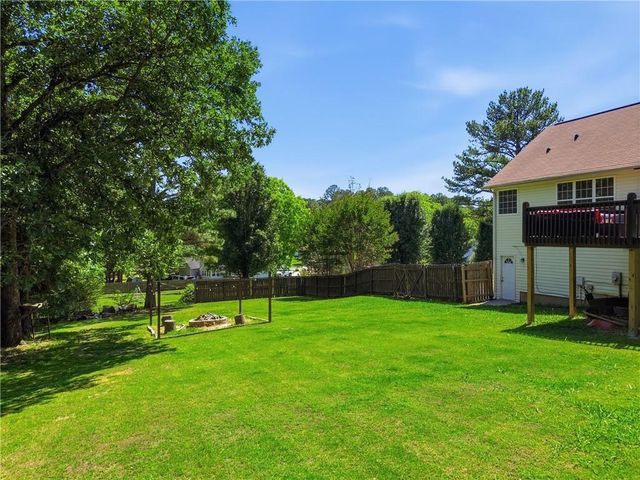 137 Orchard Way SE, Calhoun, GA 30701