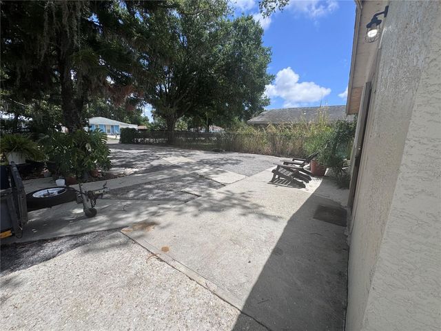 3520 19TH STREET E, Bradenton, FL 34208