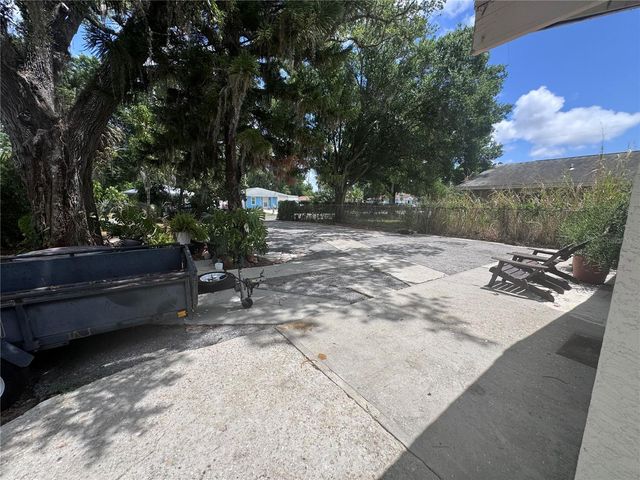 3520 19TH STREET E, Bradenton, FL 34208