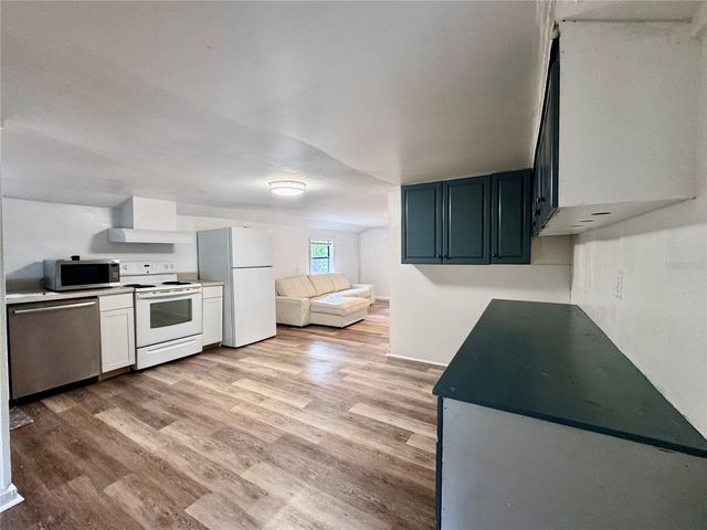 3520 19TH STREET E, Bradenton, FL 34208