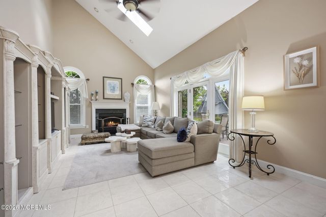 35 Rustic Way, Freehold, NJ 07728