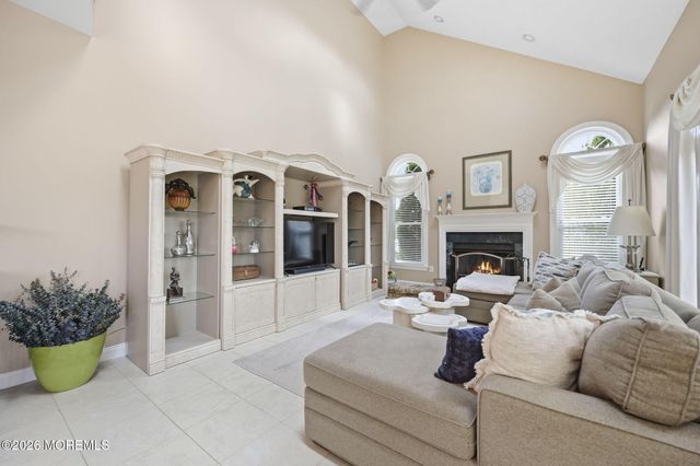 35 Rustic Way, Freehold, NJ 07728