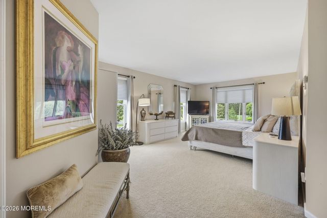 35 Rustic Way, Freehold, NJ 07728