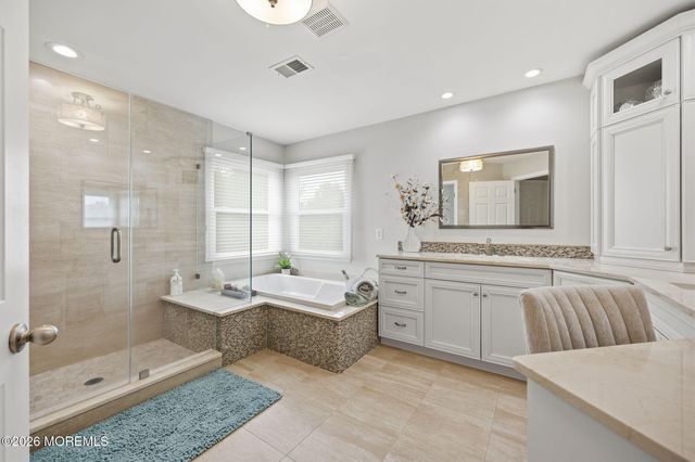 35 Rustic Way, Freehold, NJ 07728
