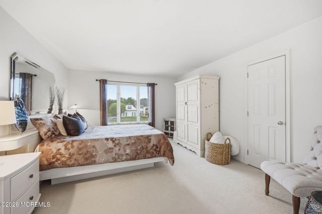 35 Rustic Way, Freehold, NJ 07728
