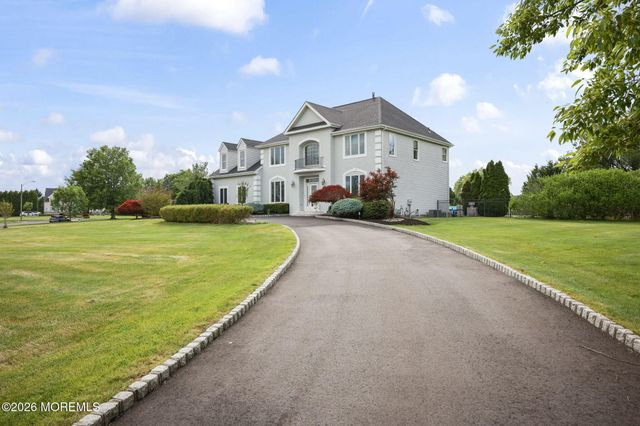 35 Rustic Way, Freehold, NJ 07728