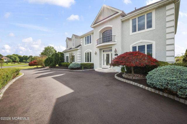 35 Rustic Way, Freehold, NJ 07728