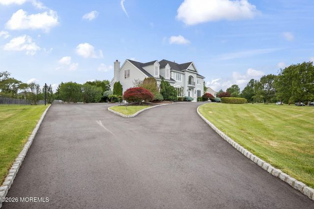 35 Rustic Way, Freehold, NJ 07728