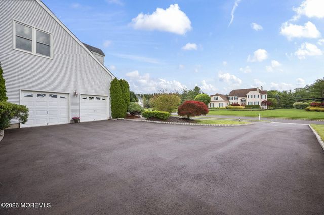 35 Rustic Way, Freehold, NJ 07728