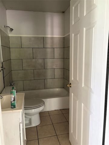 7333 Brazos Avenue, Fort Worth, TX 76116