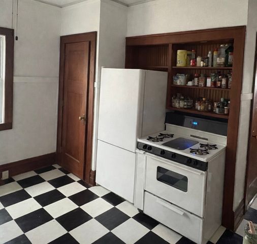 502 SW Main Street, Melcher Dallas, IA 50062