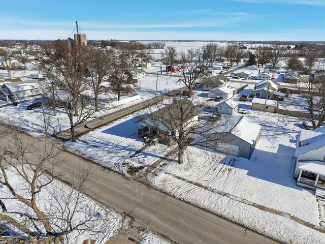 502 SW Main Street, Melcher Dallas, IA 50062
