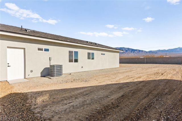 3901 North Mayfield Ranch Road, Pahrump, NV 89060