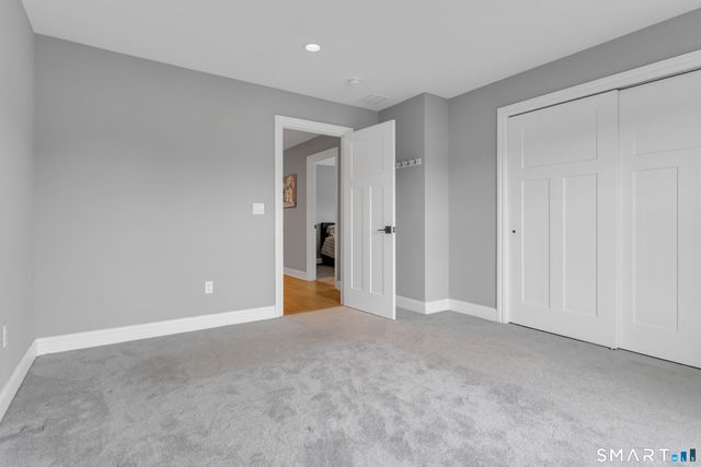 41 Soderman Way 41, Cheshire, CT 06410