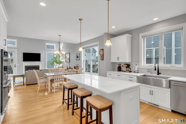 41 Soderman Way 41, Cheshire, CT 06410