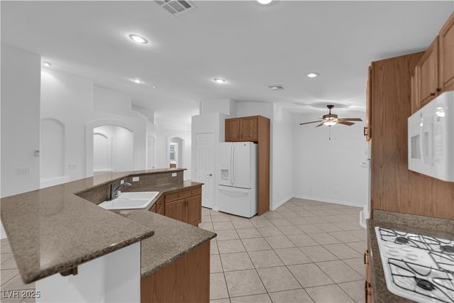 10752 Jubilee Mountain Avenue, Las Vegas, NV 89129