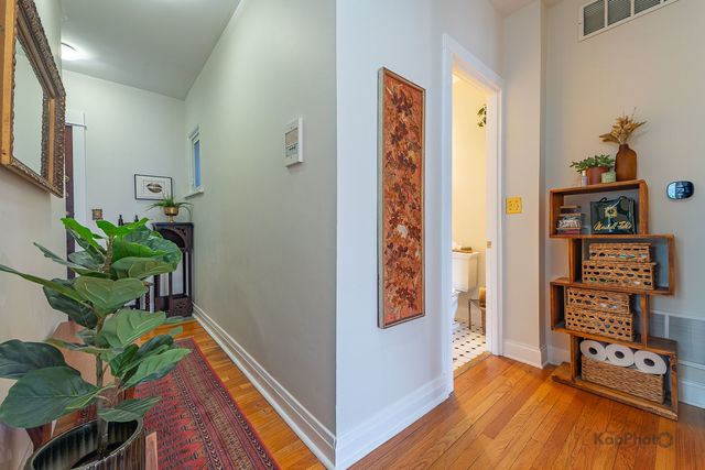 4410 N Long Avenue 1, Chicago, IL 60630