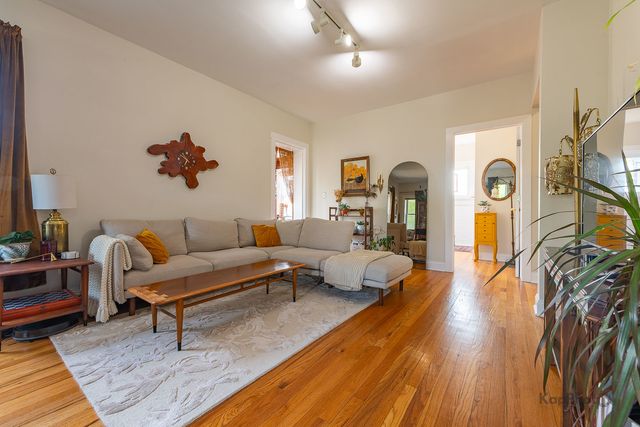 4410 N Long Avenue 1, Chicago, IL 60630