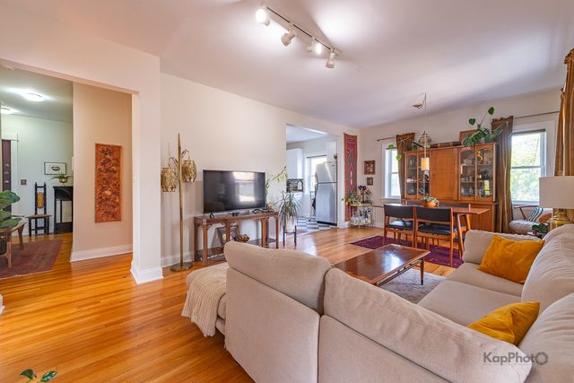 4410 N Long Avenue 1, Chicago, IL 60630