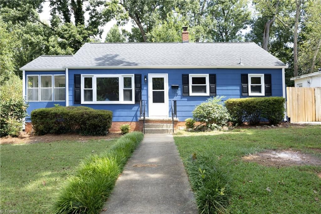 1015 Willowbrook Drive, Greensboro, NC 27403