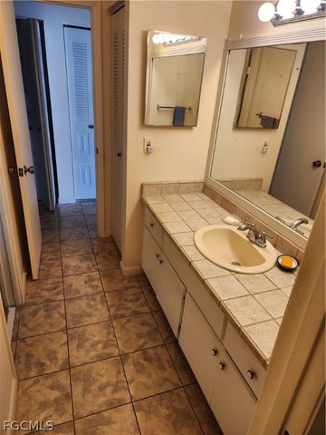 10521 Putnam CT, Lehigh Acres, FL 33936