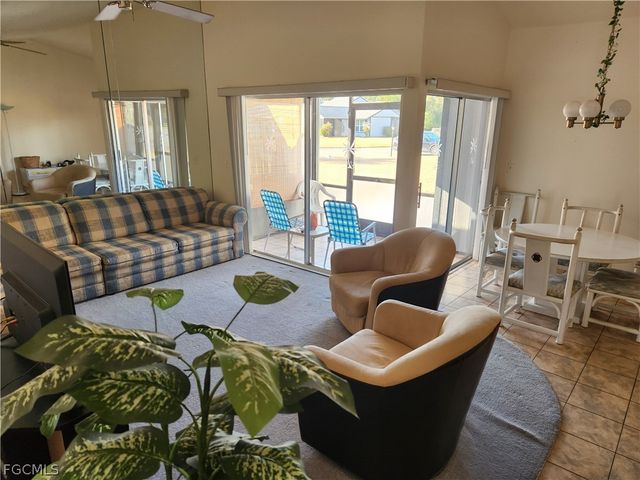 10521 Putnam CT, Lehigh Acres, FL 33936