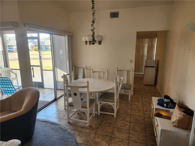 10521 Putnam CT, Lehigh Acres, FL 33936