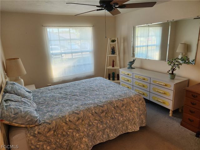 10521 Putnam CT, Lehigh Acres, FL 33936