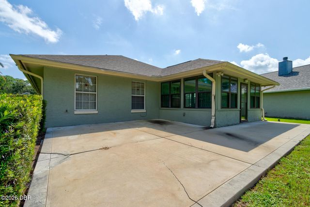 317 Glenbriar Circle, Daytona Beach, FL 32114