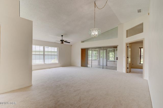 317 Glenbriar Circle, Daytona Beach, FL 32114