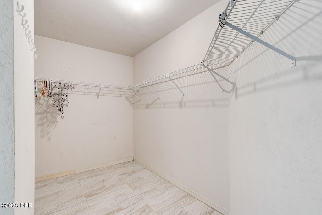 317 Glenbriar Circle, Daytona Beach, FL 32114