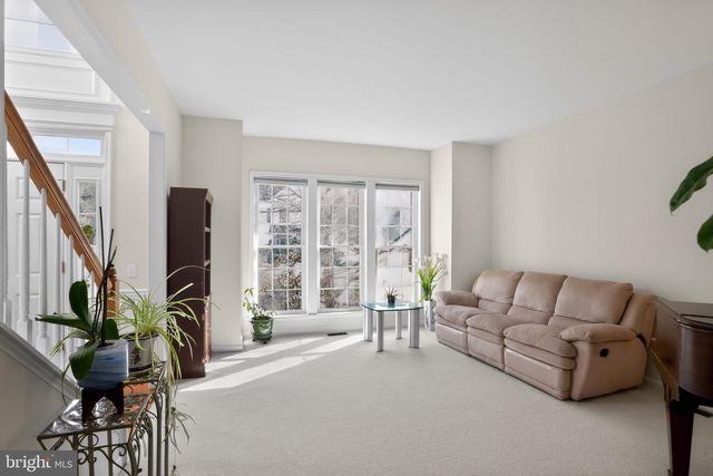 184 MAGNOLIA DR, Chester Springs, PA 19425