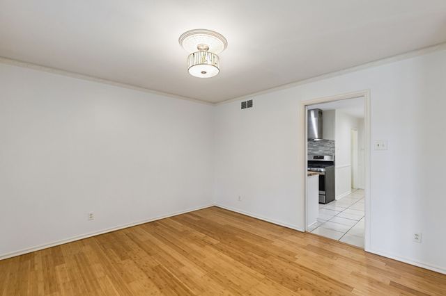 6311 E Lovers Lane, Dallas, TX 75214